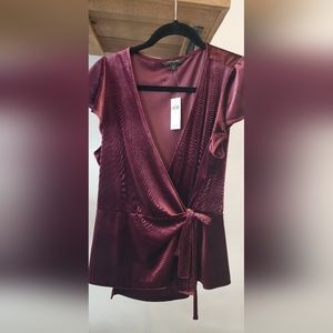 Wrap around velvet burgundy banana Republic dress shirt